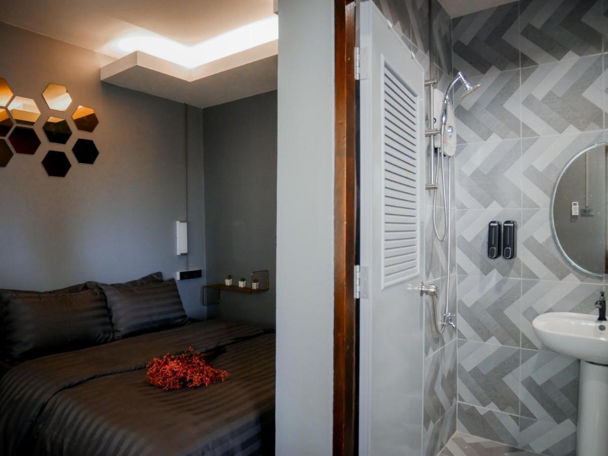 Varietyd-Dayhostel Huahin Kültér fotó