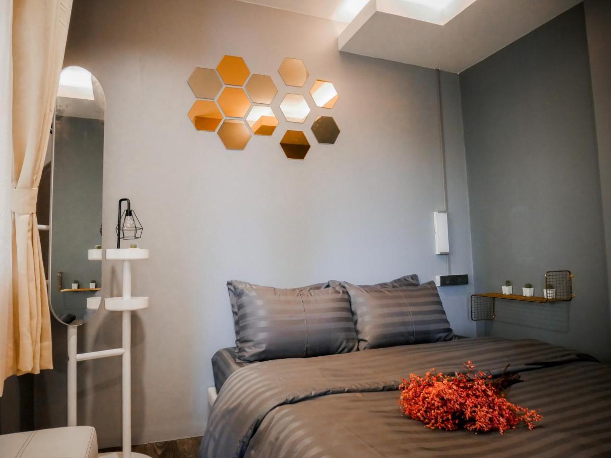 Varietyd-Dayhostel Huahin Kültér fotó