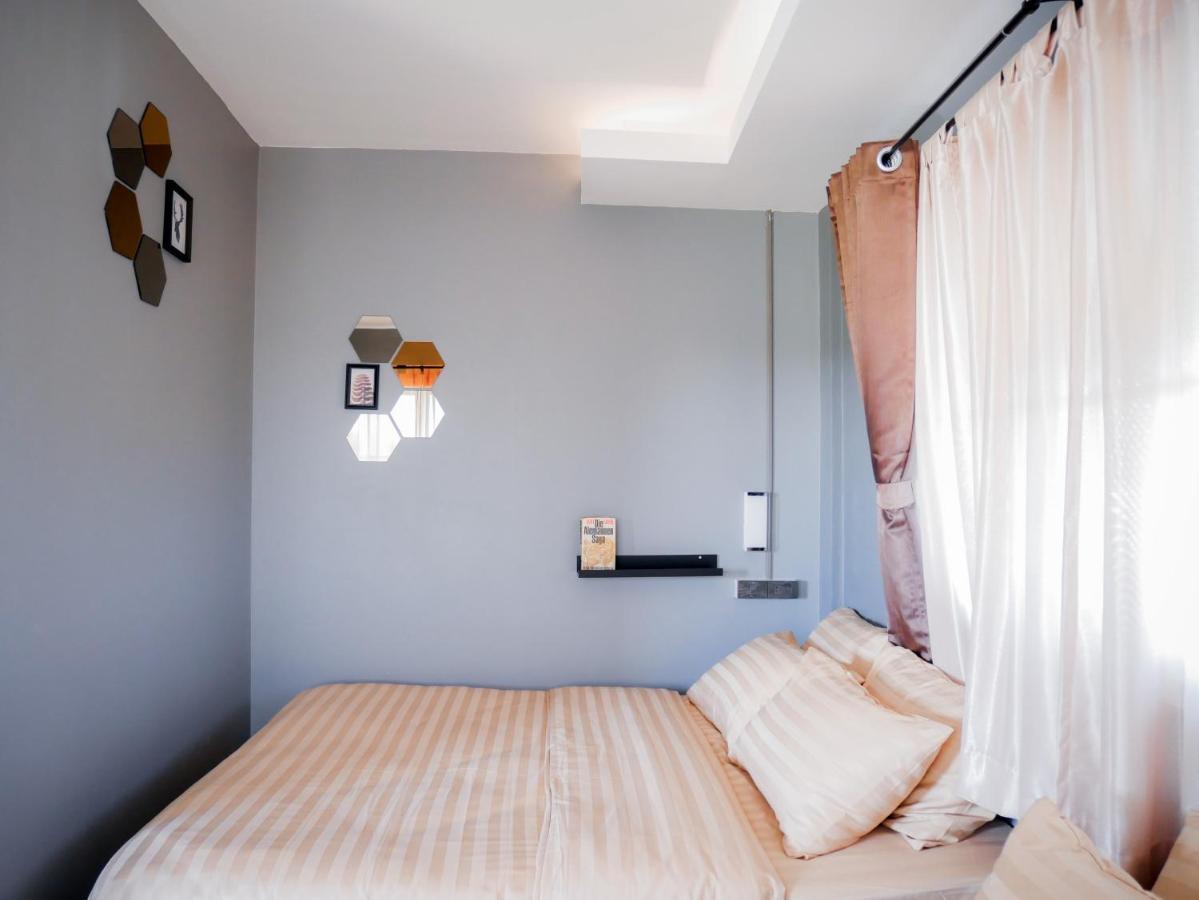 Varietyd-Dayhostel Huahin Kültér fotó